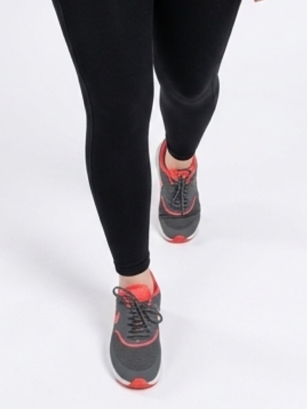 Streetwear Athleisure Air Max‎ Thea Gray Grey Coral 599499-014 W7.5  Sneakers